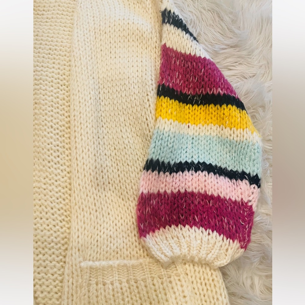 Cream bubble sleeve cardigan New Size medium - Picture 7 of 7